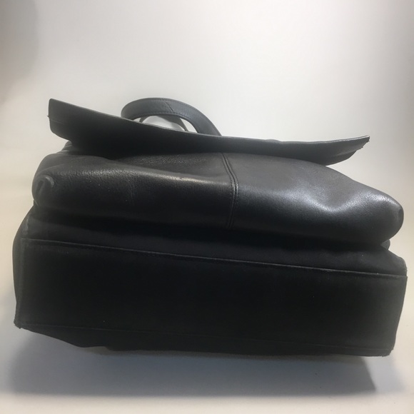 Hobo (International) Black Leather Tall Tote - Picture 9 of 15